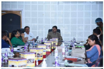 Meeting on Flood in presence Hon’ble Minister Sri Ranjeet Kumar Das