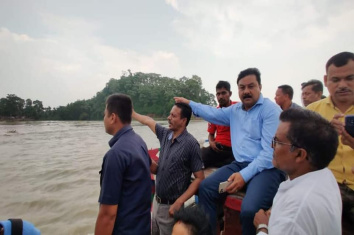 Flood affected areas by Sjt. Ranjeet Kumar Dass,Minister,Food,Civil Supplies and Consumer Affairs and Guardian Minister of Bongaigaon